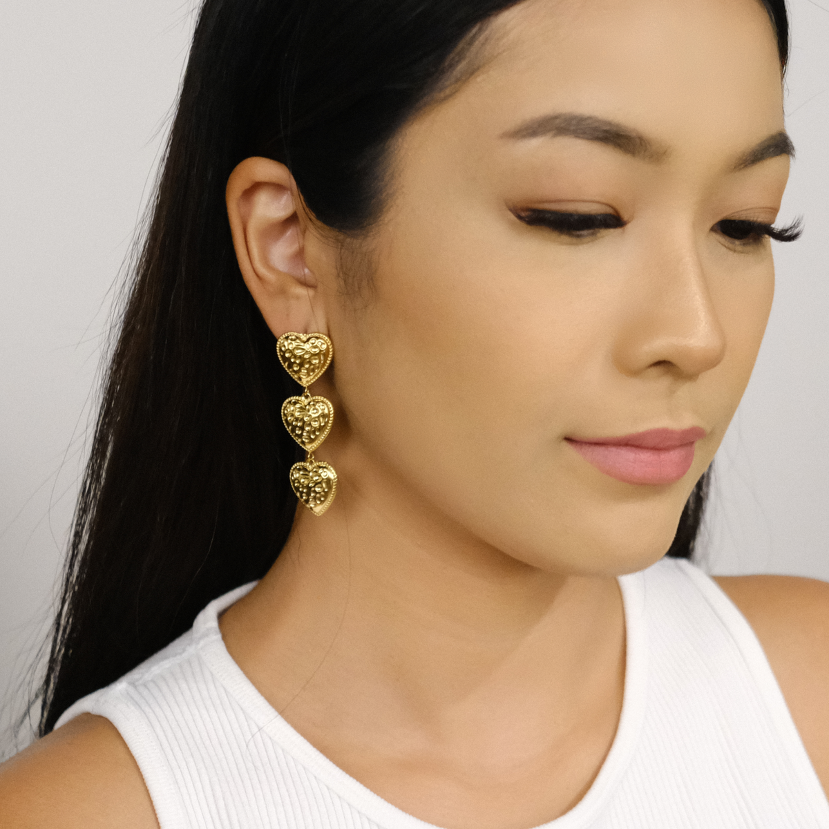 Cora Drop Earrings